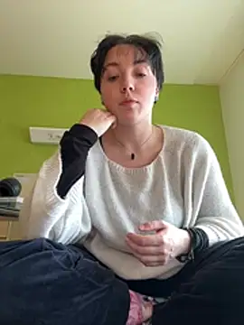 Snapshot of FreyaSlay299 chatting on March 3, 12:00 pm FreyaSlay299 online show from March 3, 12:00 pm