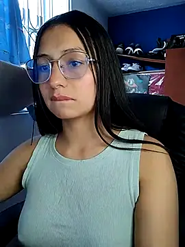 Angel swee online show from March 15, 2:01 pm