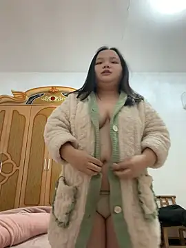 Snapshot of ShuTing23 chatting on February 25, 10:47 am ShuTing23 online show from February 25, 10:47 am