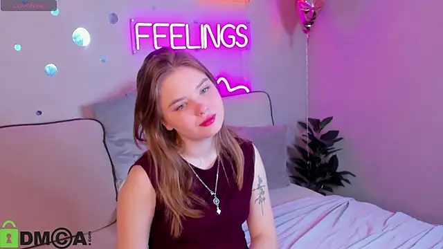 Saraa Broown online show from March 21, 12:48 am