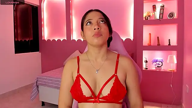 Snapshot of Holy_Lux chatting on April 1, 11:22 am Holy Lux online show from April 1, 11:22 am