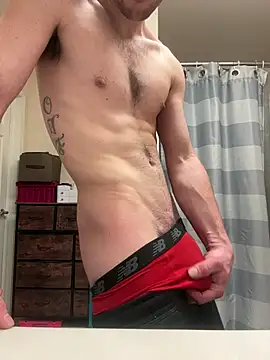 Snapshot of Aarondeweese27 chatting on March 2, 6:03 am Aarondeweese27 online show from March 2, 6:03 am