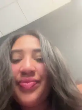 Snapshot of BunnyYT chatting on March 27, 6:19 am BunnyYT online show from March 27, 6:19 am