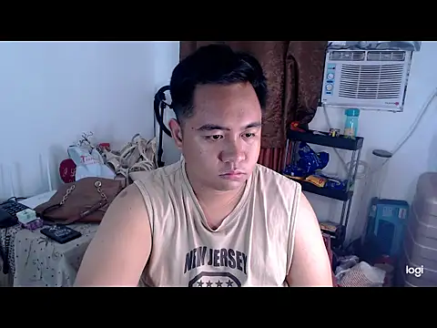 Snapshot of cutejohn chatting on March 29, 8:36 am cutejohn online show from March 29, 8:36 am