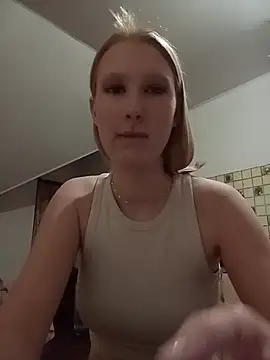 Snapshot of TanyaSavel chatting on March 14, 2:11 pm TanyaSavel online show from March 14, 2:11 pm