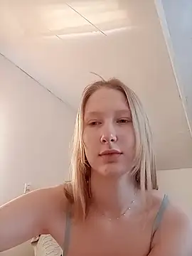 Snapshot of TanyaSavel chatting on March 18, 7:55 am TanyaSavel online show from March 18, 7:55 am