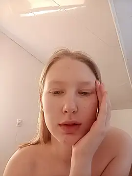 Snapshot of TanyaSavel chatting on March 21, 8:41 am TanyaSavel online show from March 21, 8:41 am