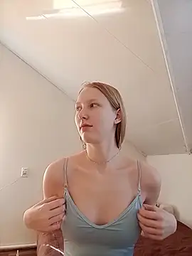 Snapshot of TanyaSavel chatting on March 24, 7:35 am TanyaSavel online show from March 24, 7:35 am