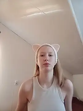 Snapshot of TanyaSavel chatting on March 27, 8:20 am TanyaSavel online show from March 27, 8:20 am