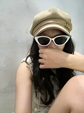 Nancyk6 online show from May 17, 4:25 pm