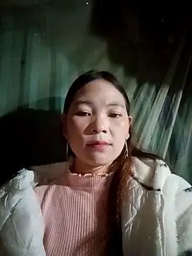 Snapshot of Salyk5 chatting on March 8, 2:37 am Salyk5 online show from March 8, 2:37 am