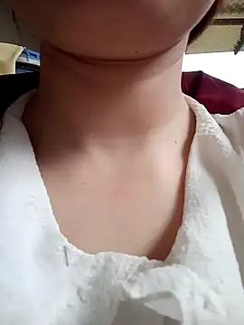 Snapshot of Salyk5 chatting on March 24, 2:27 am Salyk5 online show from March 24, 2:27 am