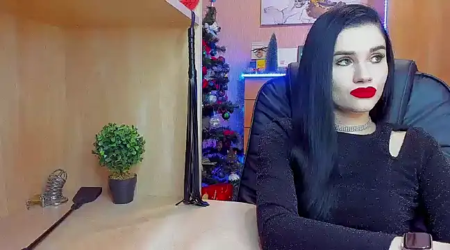 KristiTopxx online show from December 8, 8:25 pm