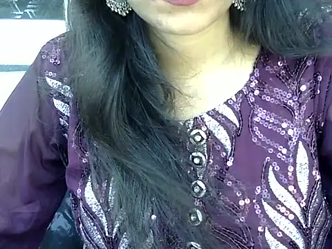 Neha Sharma2 online show from May 8, 1:49 pm