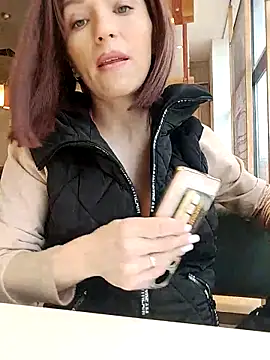 Snapshot of Naughty_Desire1 chatting on April 3, 11:14 pm Naughty Desire1 online show from April 3, 11:14 pm