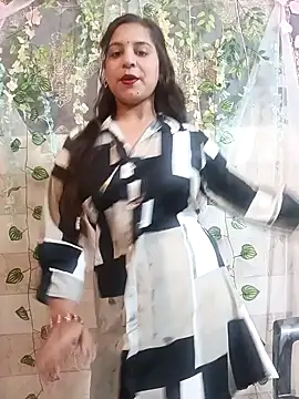 lovely-girl99 online show from March 22, 5:00 am