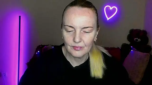 Bella soulmate online show from May 8, 5:46 am