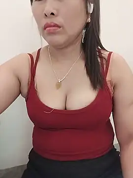 01 ANNA 01 online show from May 15, 7:04 am