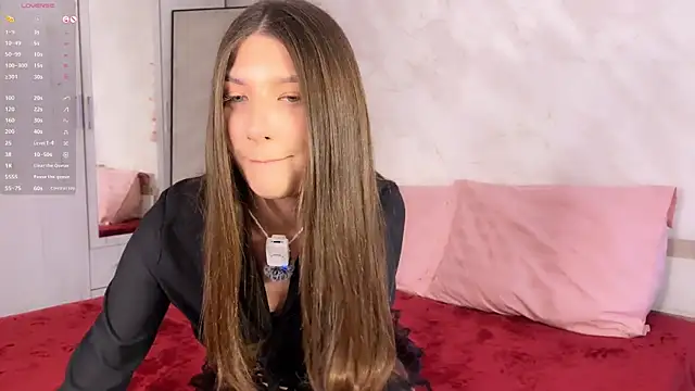 sweetiedollll online show from March 25, 8:53 am