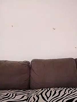 Snapshot of I_amXenox chatting on March 11, 9:15 am I amXenox online show from March 11, 9:15 am