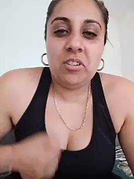 Snapshot of I_amXenox chatting on March 24, 10:09 am I amXenox online show from March 24, 10:09 am