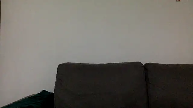 Snapshot of I_amXenox chatting on April 1, 2:14 pm I amXenox online show from April 1, 2:14 pm