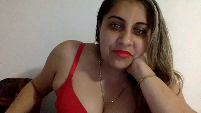 Snapshot of I_amXenox chatting on April 3, 7:01 pm I amXenox online show from April 3, 7:01 pm