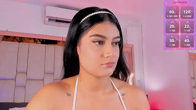 KatherineRuiz  online show from April 26, 12:14 pm