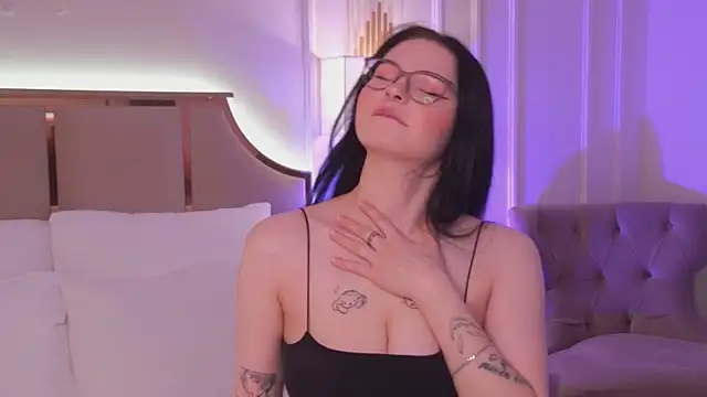 CindyMil online show from May 1, 5:56 am