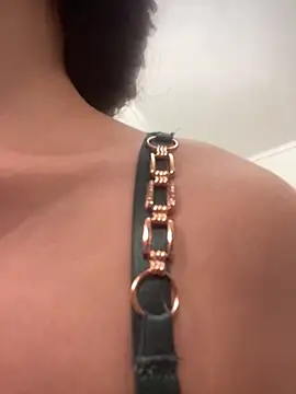 Snapshot of Anna_Gilbert chatting on April 2, 2:37 pm Anna Gilbert online show from April 2, 2:37 pm