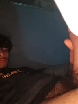 Snapshot of ilcazzone32 chatting on March 6, 11:23 pm ilcazzone32 online show from March 6, 11:23 pm