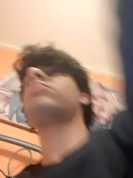 Snapshot of ilcazzone32 chatting on March 11, 9:54 pm ilcazzone32 online show from March 11, 9:54 pm