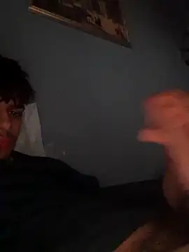 Snapshot of ilcazzone32 chatting on March 21, 8:08 am ilcazzone32 online show from March 21, 8:08 am