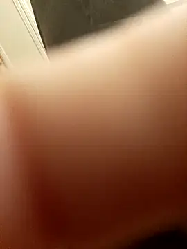 Snapshot of ilcazzone32 chatting on March 26, 8:14 pm ilcazzone32 online show from March 26, 8:14 pm