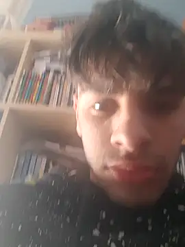 Snapshot of ilcazzone32 chatting on April 9, 1:38 pm ilcazzone32 online show from April 9, 1:38 pm