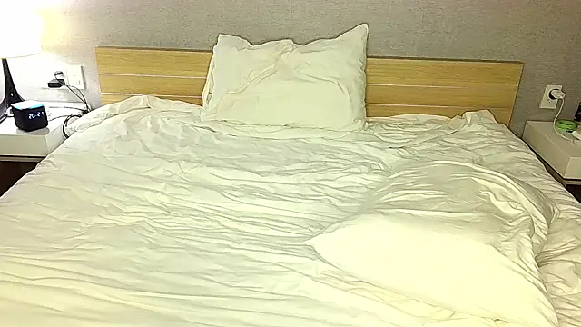 DarkRogue19 online show from February 25, 5:22 pm