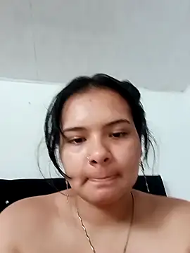 Snapshot of Emily_Rouse23 chatting on March 2, 6:15 pm Emily Rouse23 online show from March 2, 6:15 pm