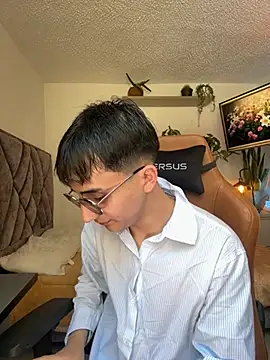 Sr evann online show from February 25, 2:37 pm