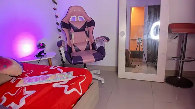 karla colins online show from March 9, 12:42 pm