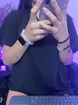 Snapshot of aurora_ec chatting on March 16, 12:42 pm aurora ec online show from March 16, 12:42 pm