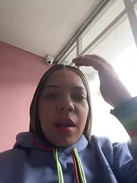 Snapshot of AdaPink_ chatting on March 9, 3:16 pm AdaPink online show from March 9, 3:16 pm