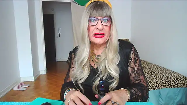 Snapshot of sophyTV chatting on March 16, 12:31 pm sophyTV online show from March 16, 12:31 pm