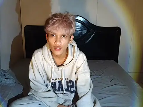 Snapshot of burger_kingxxx chatting on March 16, 7:18 pm burger kingxxx online show from March 16, 7:18 pm