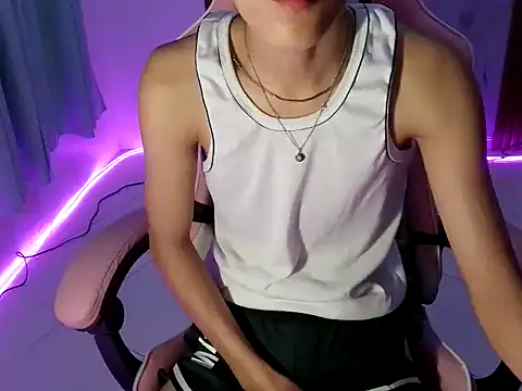 Snapshot of burger_kingxxx chatting on March 19, 10:58 pm burger kingxxx online show from March 19, 10:58 pm