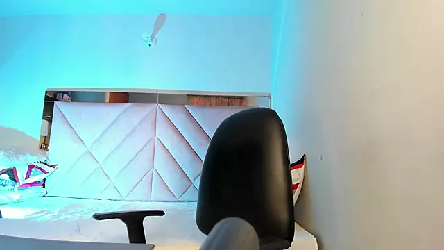 Alanah connory online show from May 22, 6:57 pm