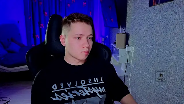 Snapshot of Karl_Night_ chatting on March 8, 5:17 pm Karl Night online show from March 8, 5:17 pm