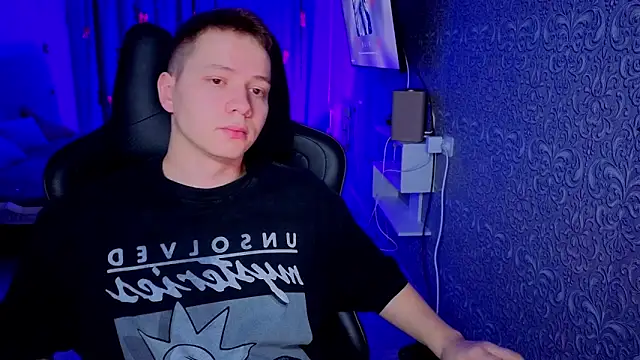 Snapshot of Karl_Night_ chatting on March 12, 5:19 pm Karl Night online show from March 12, 5:19 pm