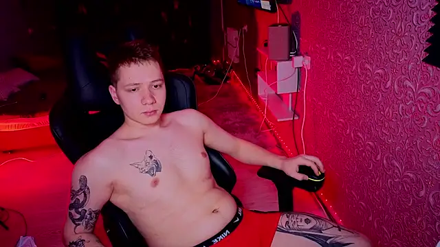 Snapshot of Karl_Night_ chatting on March 21, 6:11 pm Karl Night online show from March 21, 6:11 pm