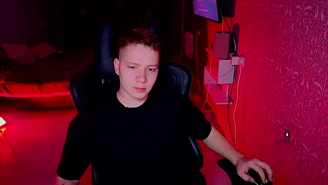 Snapshot of Karl_Night_ chatting on March 27, 5:23 pm Karl Night online show from March 27, 5:23 pm