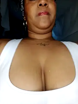 Snapshot of medusafox_ chatting on March 25, 4:29 am medusafox online show from March 25, 4:29 am